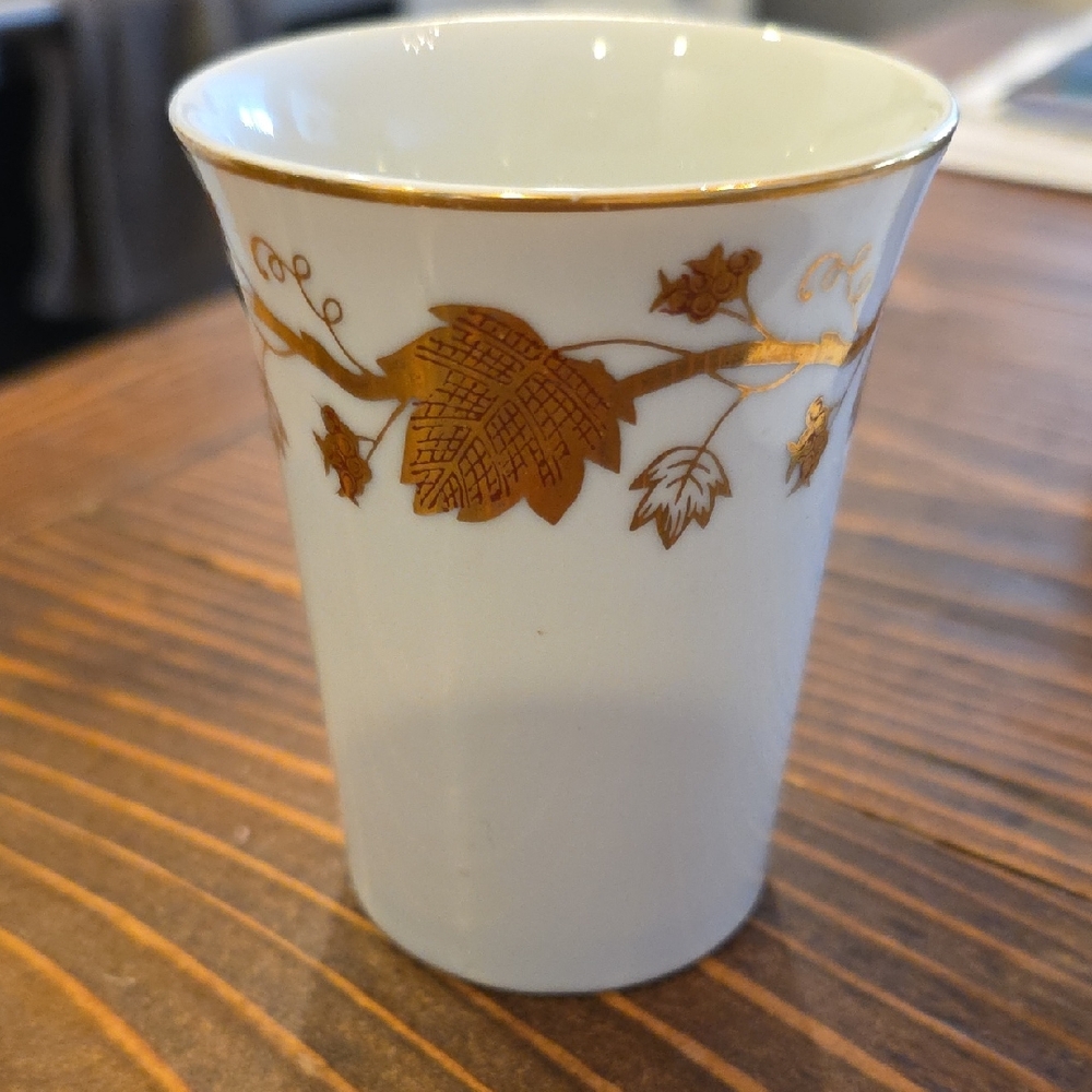 Vintage Porcelain Tumbler Gold Leaf Vine Detail Vanity Cup Hollywood Regency